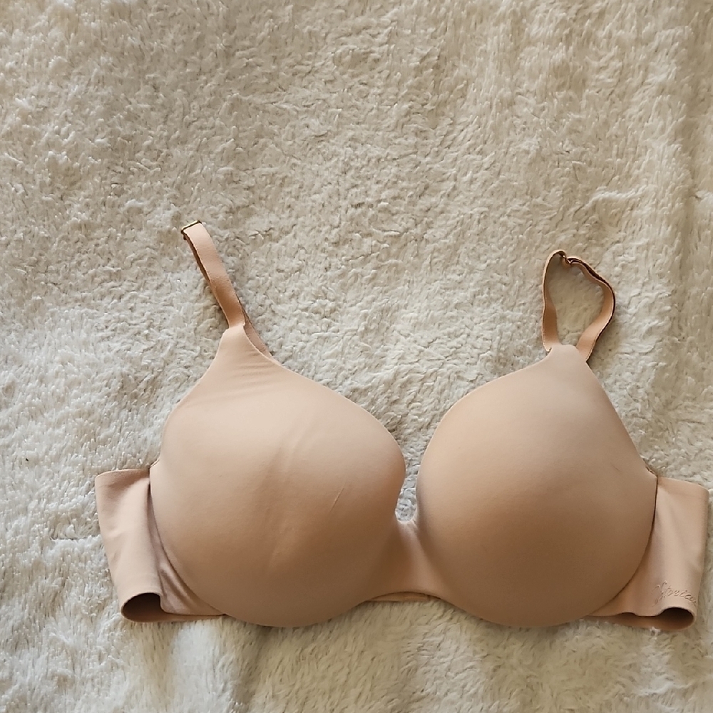 Seamless Nude Bra
